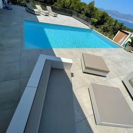 Luxe Avec Piscine Et Belle Vue Villa Pietrosella
